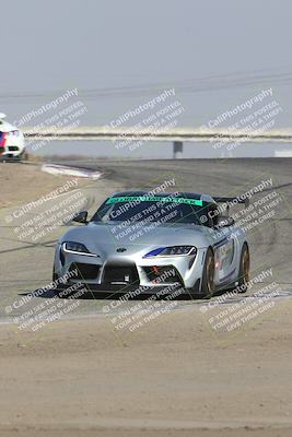 media/Nov-10-2024-GTA Finals Buttonwillow (Sun) [[9486b6e4c5]]/Group 3/Session 2 (Grapevine Exit)/